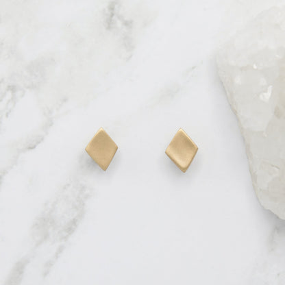 Fly A Kite Stud Earrings {10k Gold}