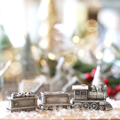 Presents and Teddy Bear Train Car {Pewter}