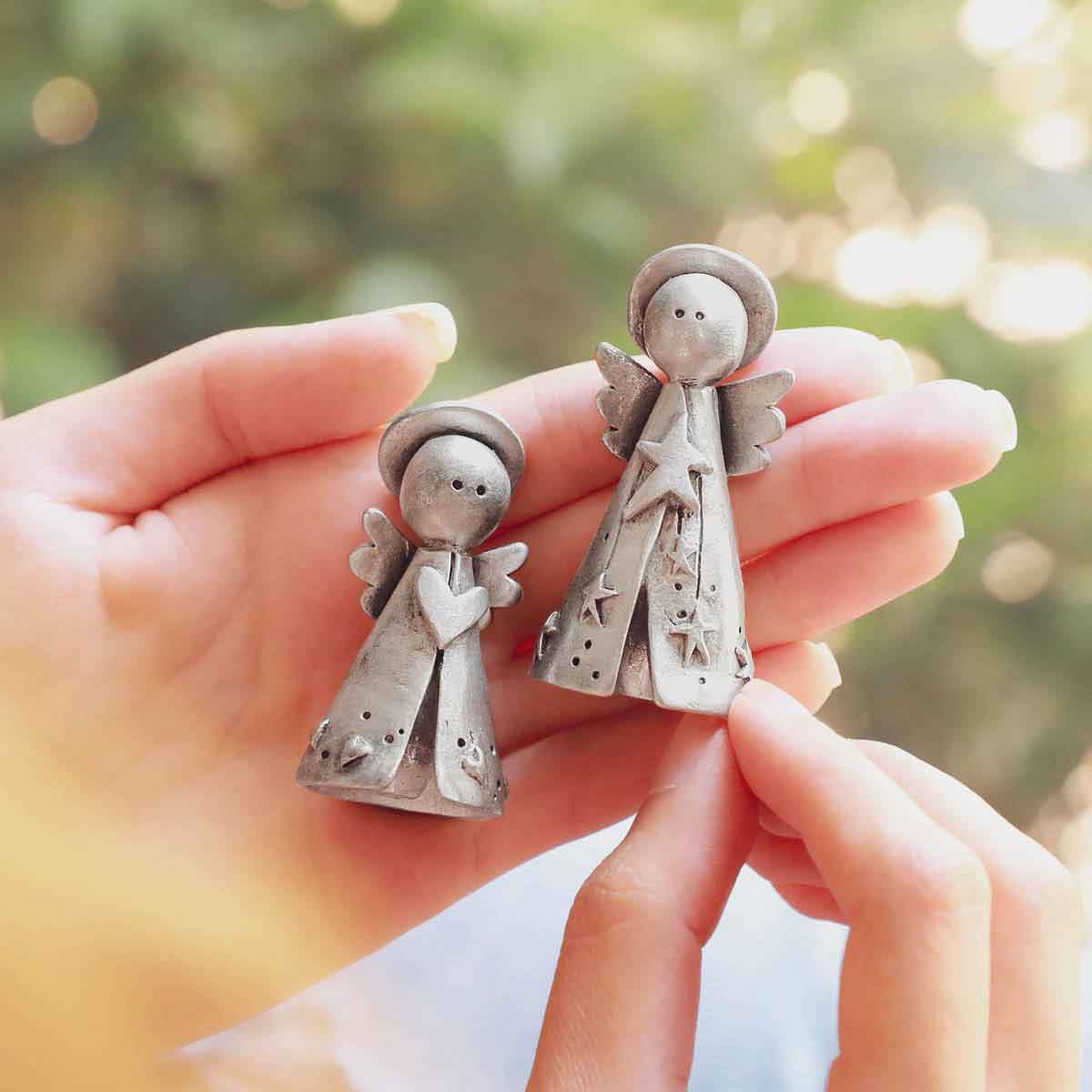 Pewter nativity set with 11 pieces