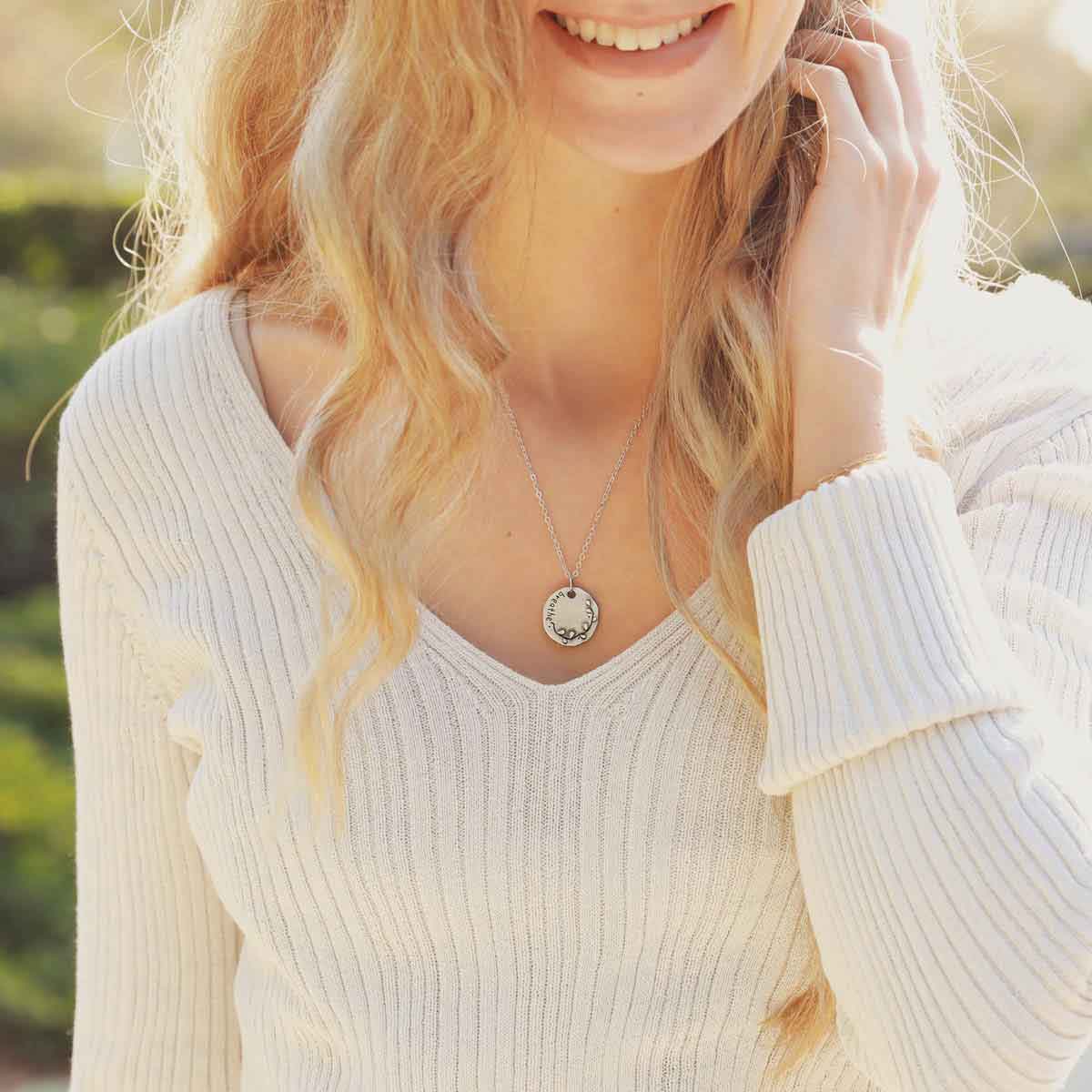 Breathe necklace