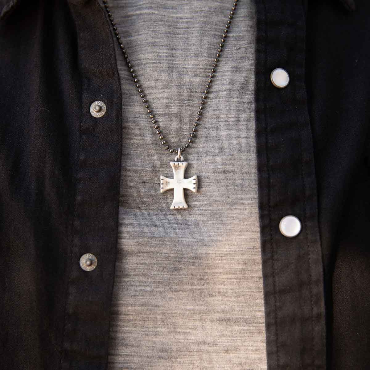 Completeness Cross Necklace [Sterling Silver]