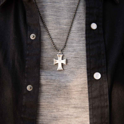 Completeness Cross Necklace [Sterling Silver]