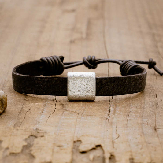 Equitable Bracelet [Black]