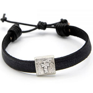 Equitable Leather Cross Bracelet [Black]