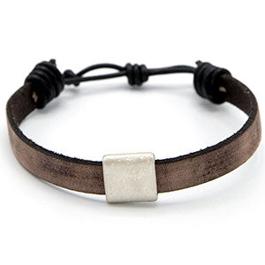 Equitable Bracelet [Brown]