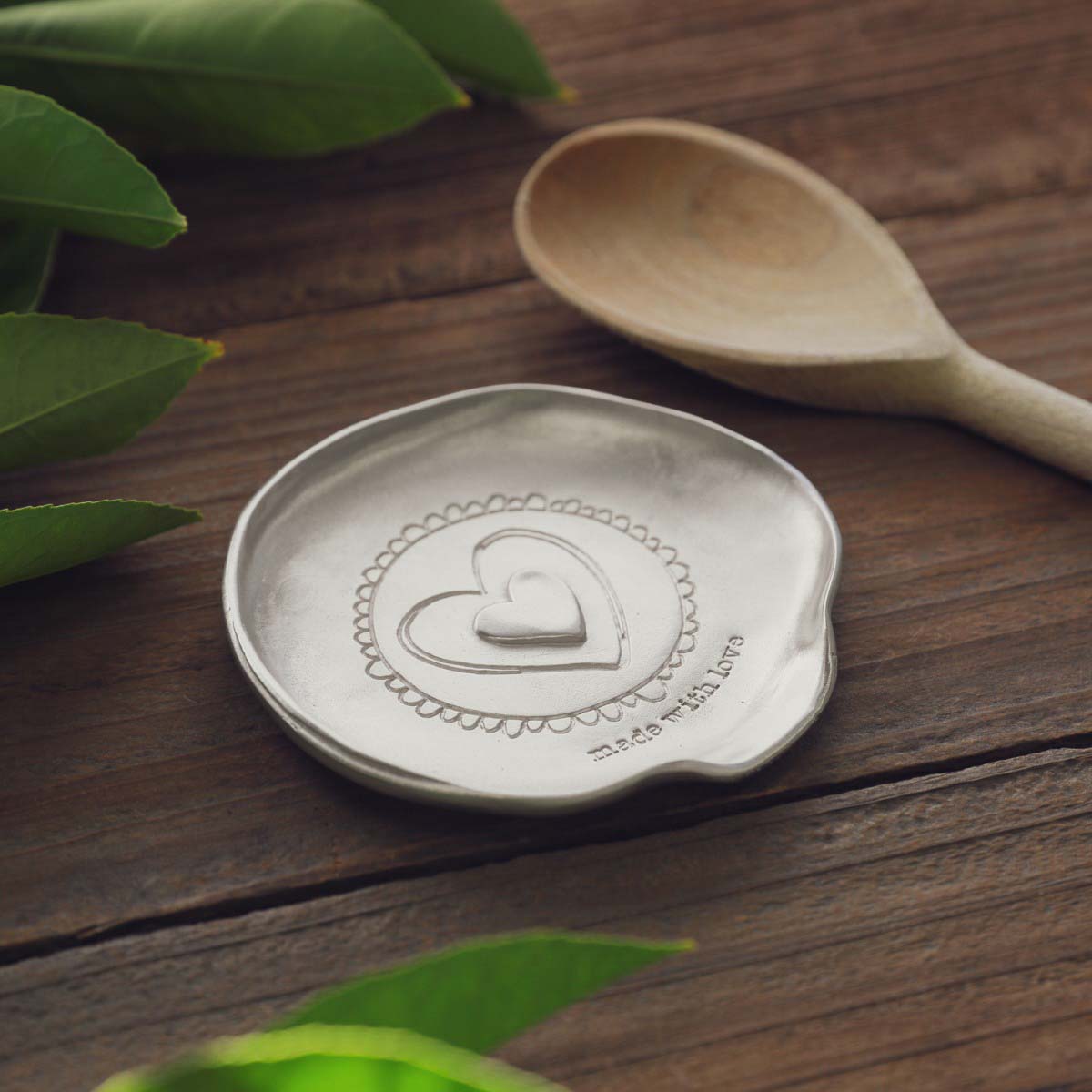 heart of the home spoon rest with wooden spoon