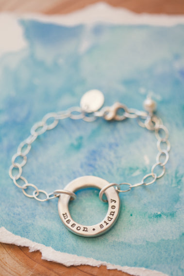 open circle pearl bracelet {sterling silver}