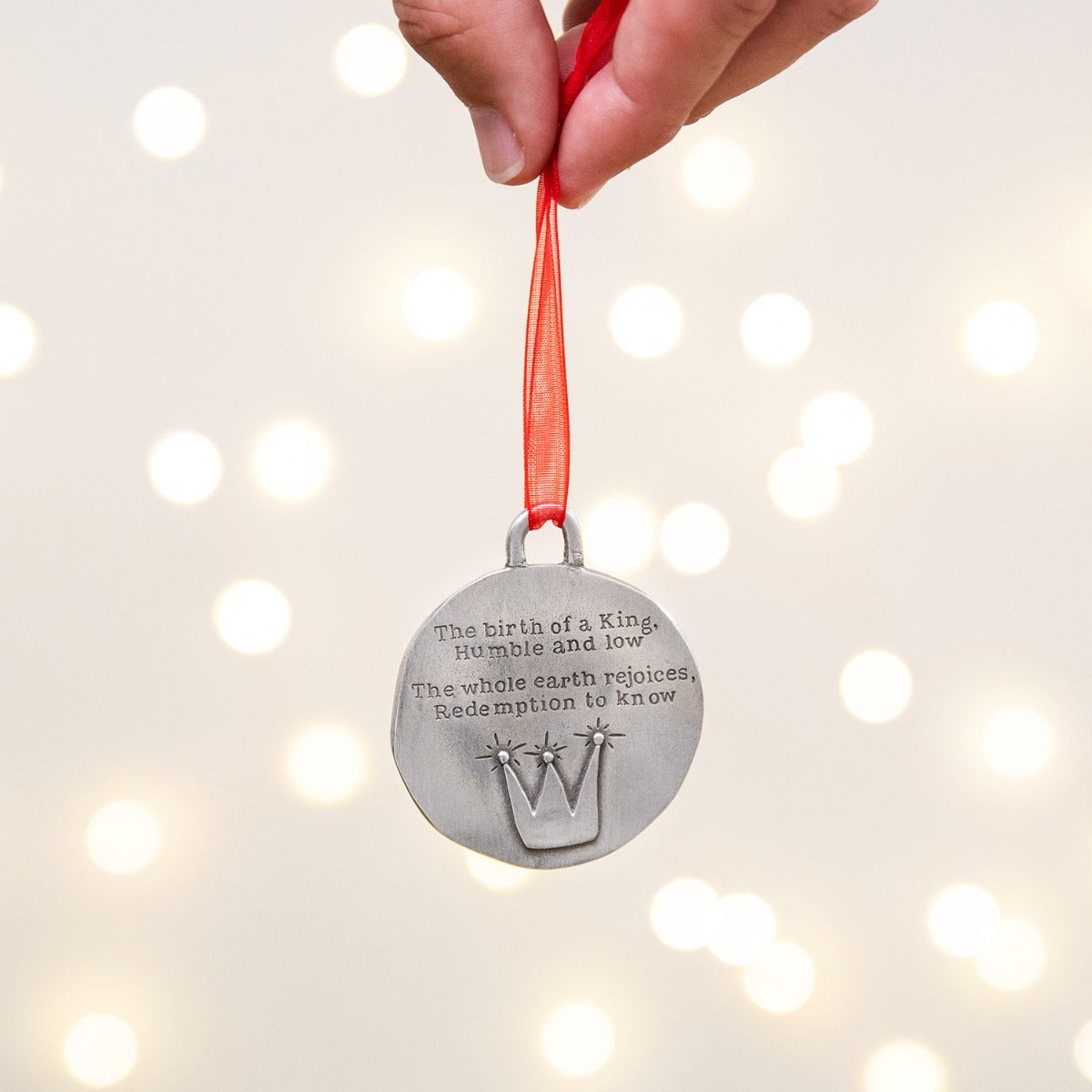 Babe In A Manger Ornament Set {Pewter}