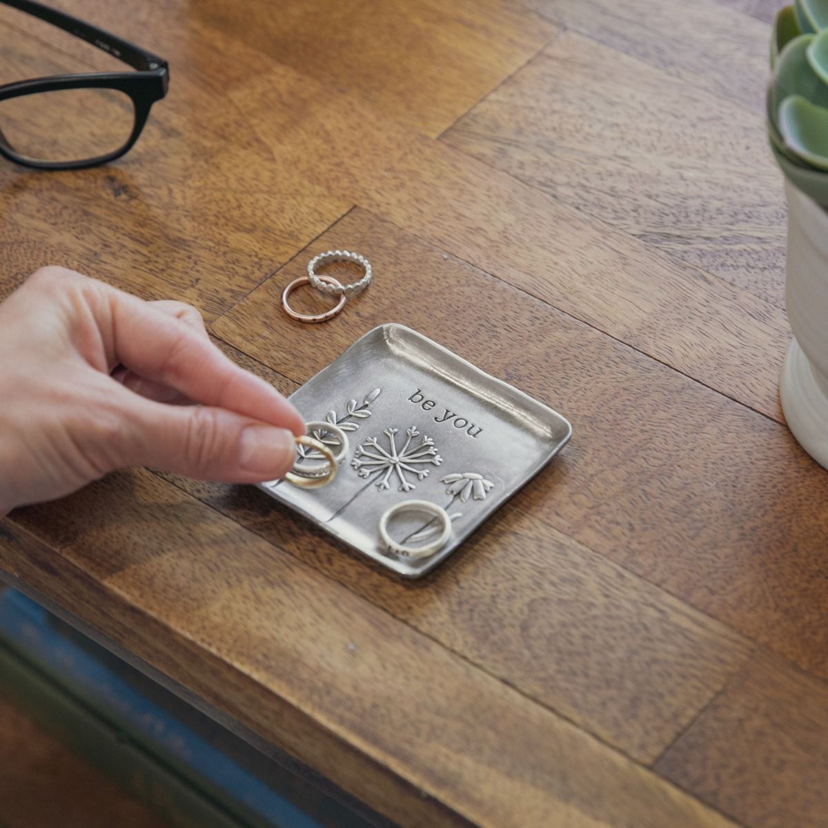 Be You Necklace and Keepsake Dish Gift Set {Pewter}