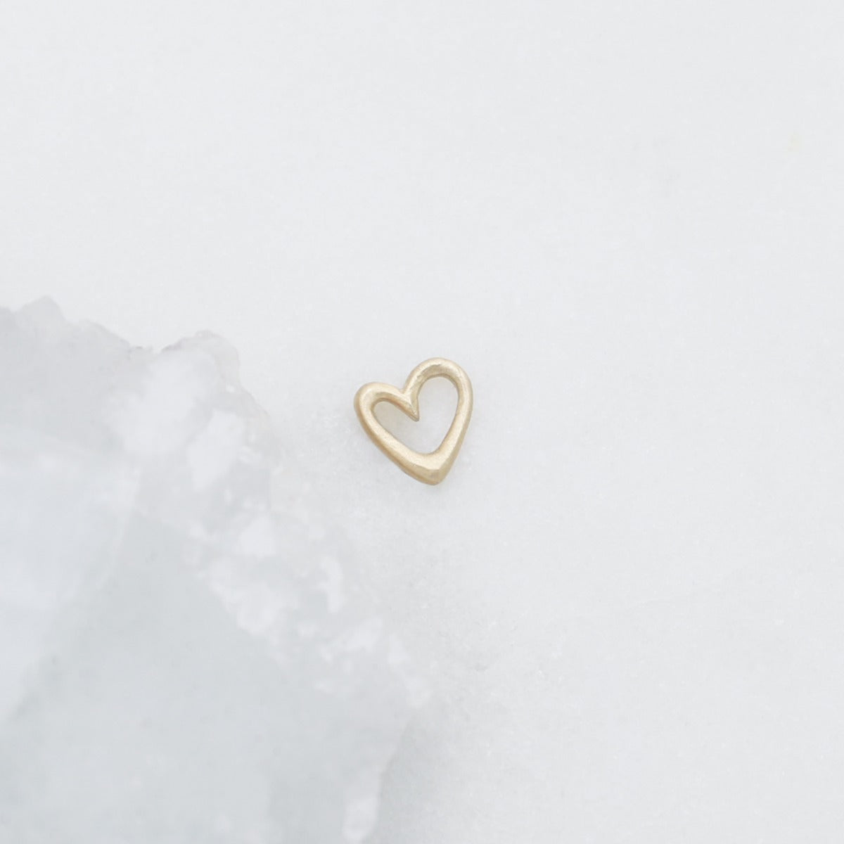 Love Grows 1/4" Tiny Heart charm {10k Gold}