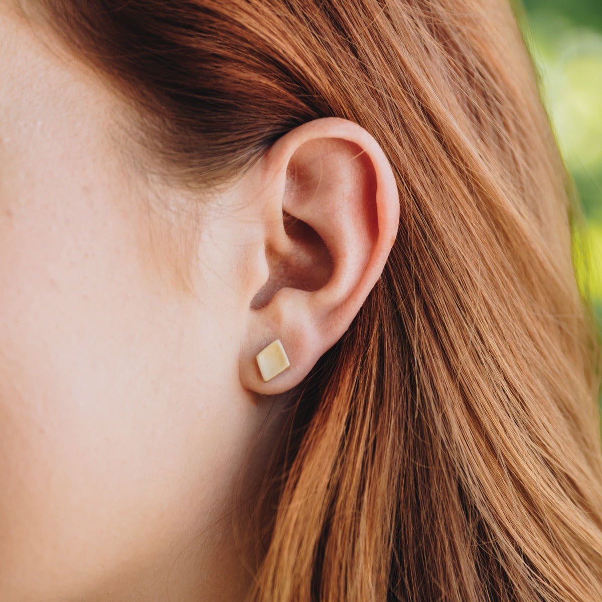 Fly A Kite Stud Earrings {10k Gold}