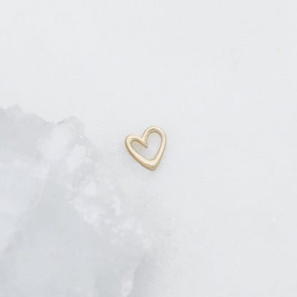 Love Grows 1/4" Tiny Heart charm {10k Gold}