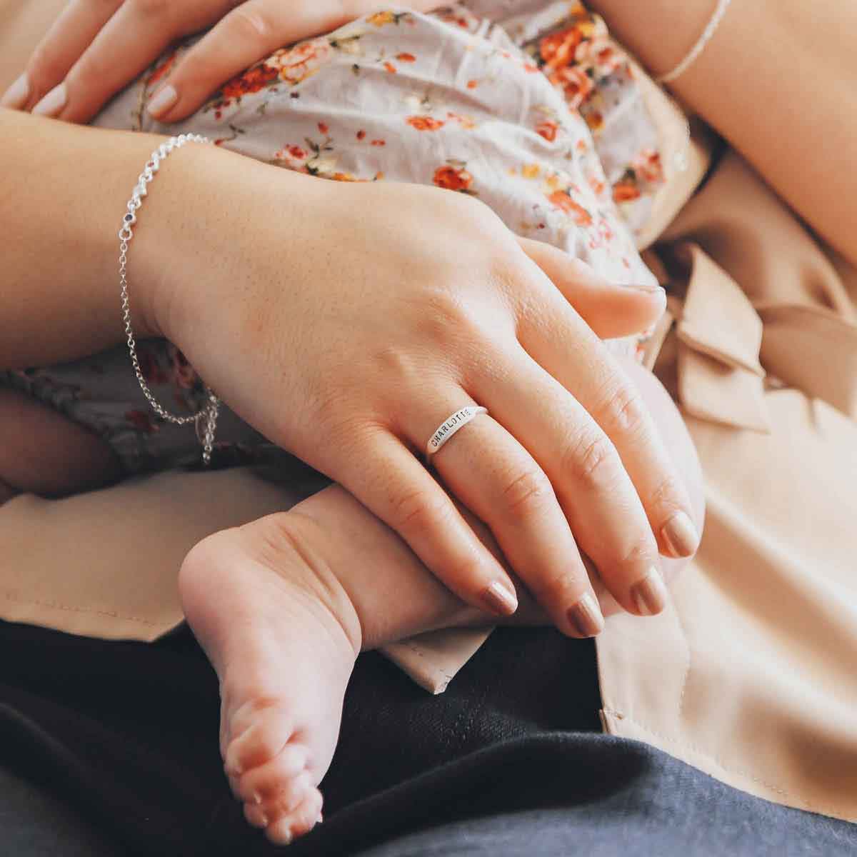 mom wearing personalized sterling silver Nameplate Stacking Ring