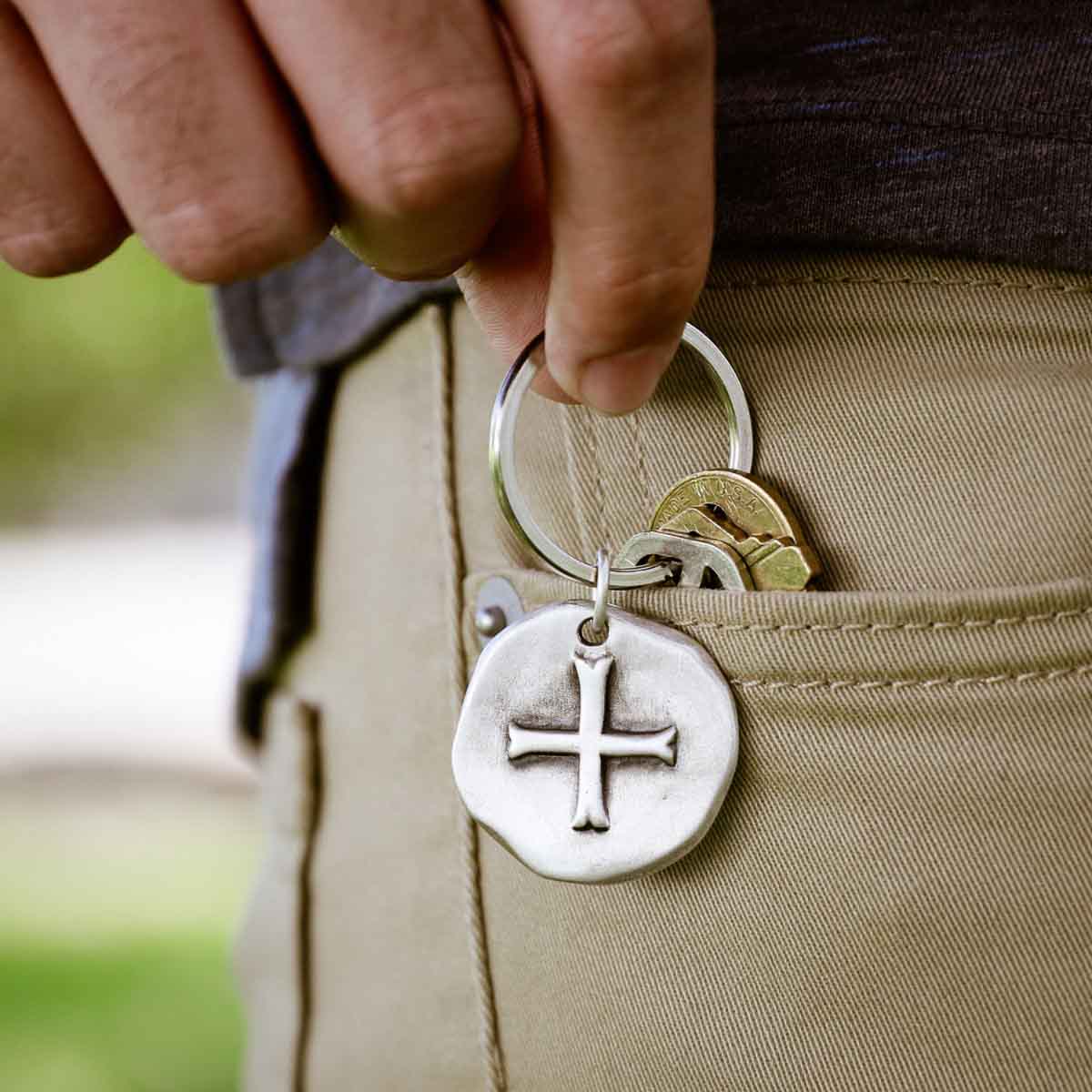 (STERLING SILVER) ROMAN CROSS COIN KEY RING