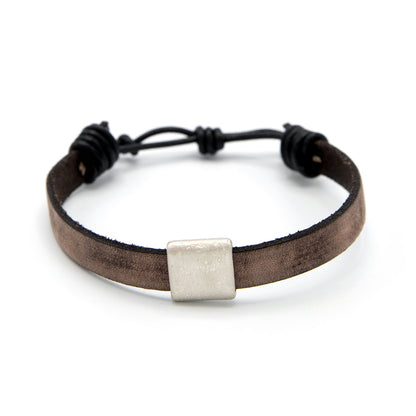 Equitable Bracelet [Brown]