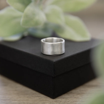 Valor Wide Ring [Sterling Silver]