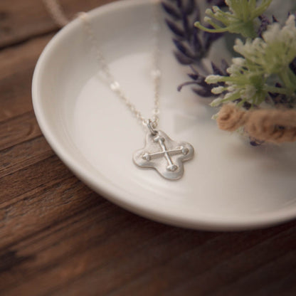 sterling silver shining light cross necklace