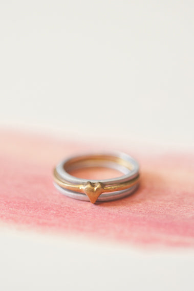 Sweet Love Ring - One Heart {10k Gold}