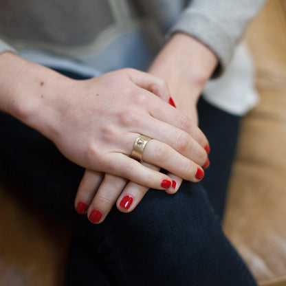 Bursting Heart Ring {10K Gold}